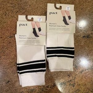 Pact Black Classic Stripe Premium Crew Socks Two Pair NWT! Retail: $24
